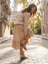 Charger l'image dans la galerie, Bottines femme à franges – style affirmé et confort quotidien
