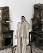 Charger l&#39;image dans la galerie, Ensemble beige ample uni, chemise et pantalon
