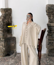 Charger l&#39;image dans la galerie, Ensemble beige ample uni, chemise et pantalon
