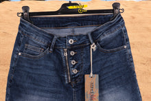 Charger l&#39;image dans la galerie, Bermuda stretch Mélly &amp; Co – Confort et style au quotidien
