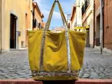Charger l&#39;image dans la galerie, Sac cabas en cuir avec bandes pailletées
