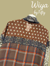 Charger l&#39;image dans la galerie, Chemisier blouse patchwork col lavallière
