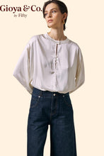 Charger l&#39;image dans la galerie, Blouse satinée col officier
